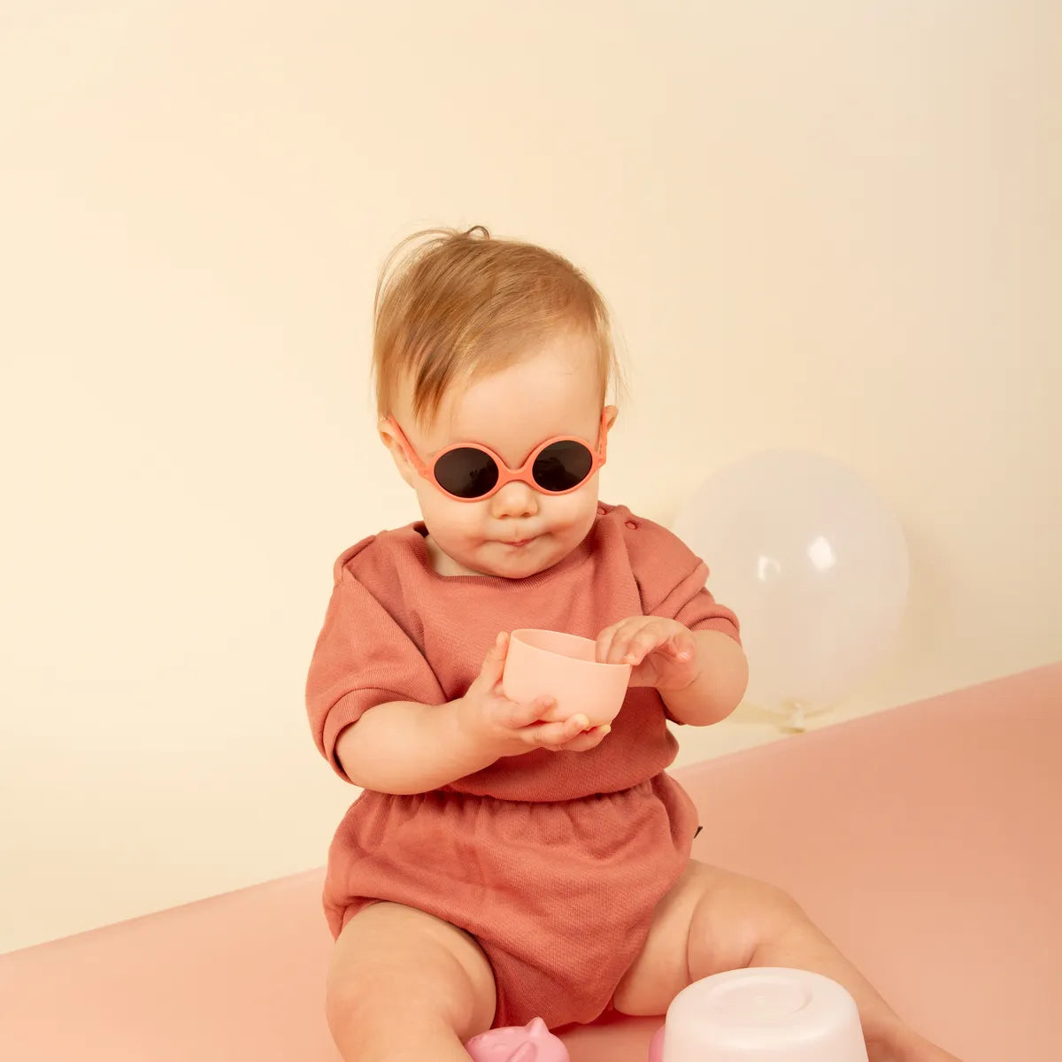 lunettes de soleil bébé diabola pamplemousse