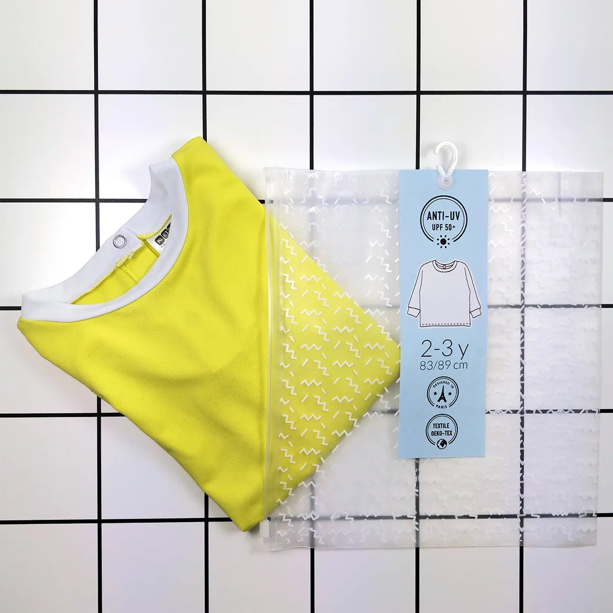 packshot t-shirt anti-uv jaune pour enfant