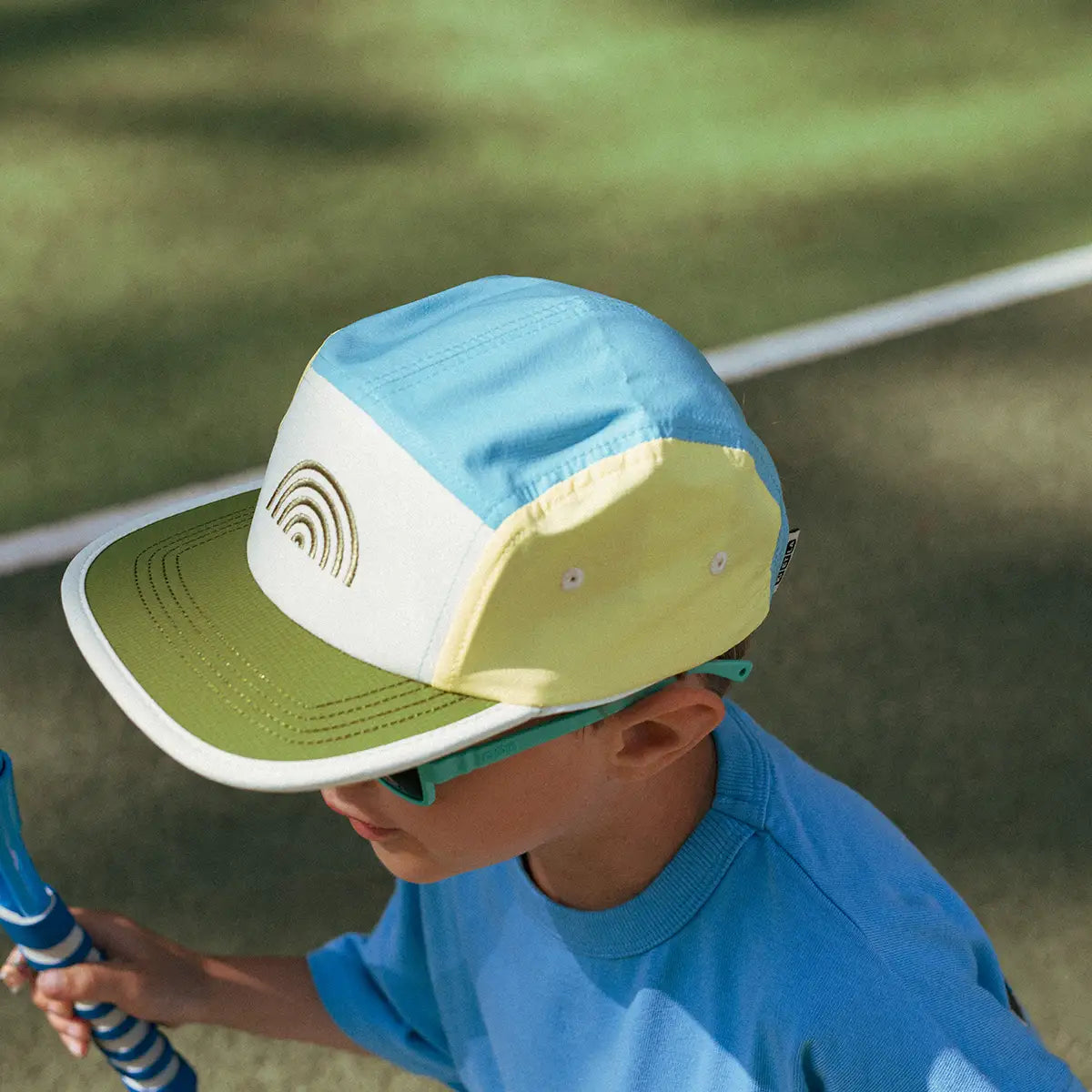 casquette enfant 5panel bleu arc en ciel