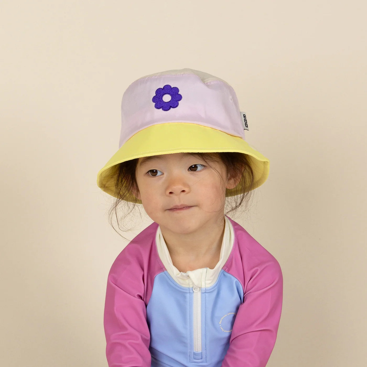 bob enfant bebe rose fleur