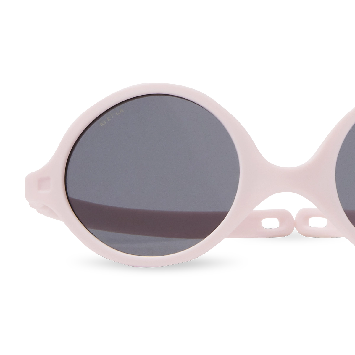 packshot lunettes de soleil bébé diabola rose pale