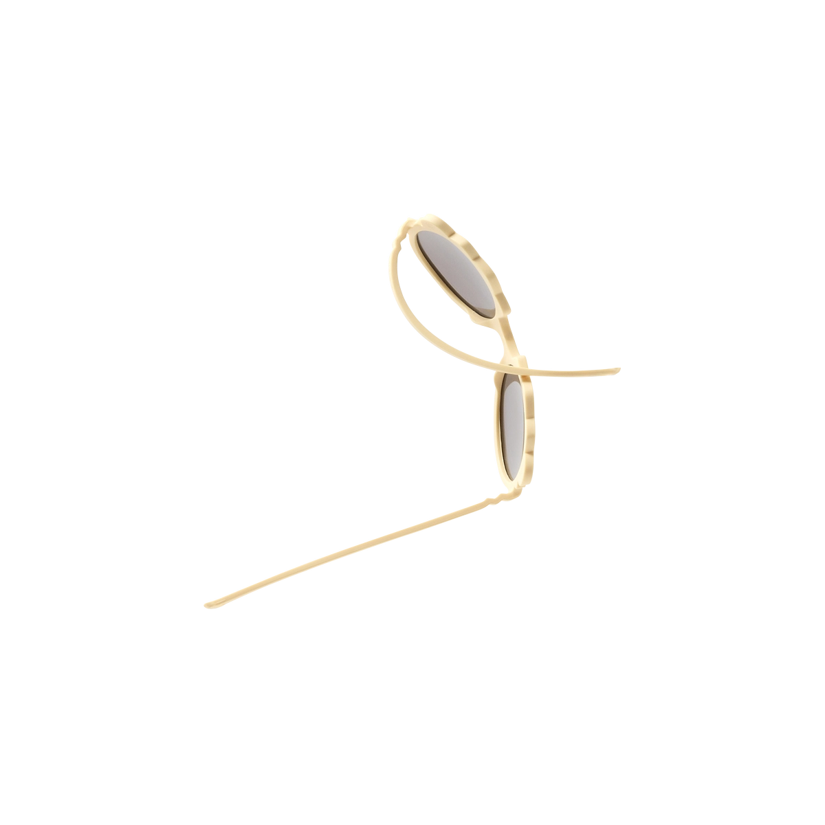 packshot lunettes de soleil bébé enfant lion vanille